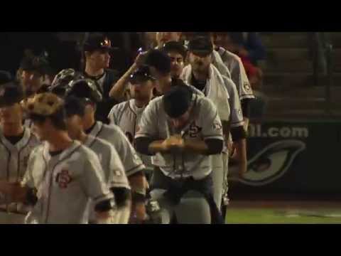 SDSU BASEBALL: AZTECS 4, UCSB 3 (NCAA LAKE ELSINORE REGIONAL) - 5/29/15