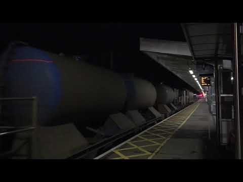 DRS 37602 ERUPTS through Colchester **MEGA THRASH* 3S99