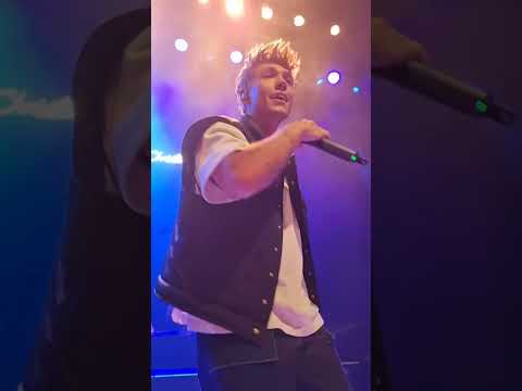 Mads Christian - Latterligt (Viften, Rødovre 230422) @MadsChristianLyhne