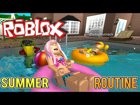 Bloxburg Summer Routine with Goldie & Titi - Roblox Family Vlog