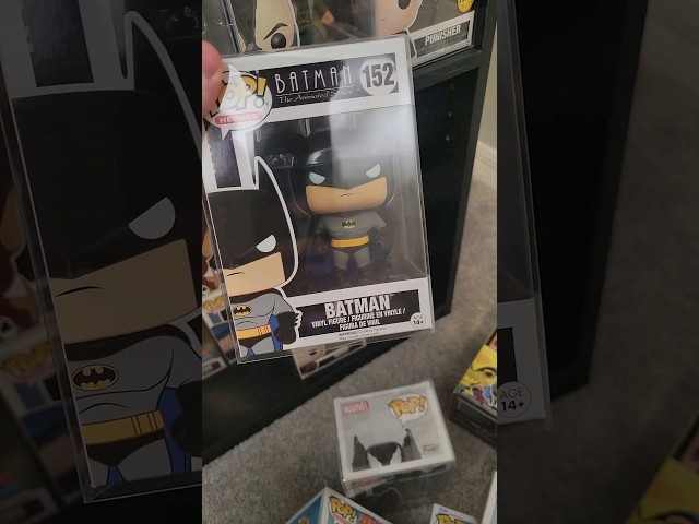Vídeo relacionado con Funko Pop! Premium SFX: Héroes de DC - Arkham Knight - Batman - Luz y Sonido - Figura de Vinilo Coleccionable - Producto Oficial - Juguetes para niños y Adultos - Fans de los superhéroes