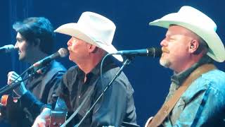 Alan Jackson She Got The Rhythm (Live 8/28/2021 JQH Arena Springfield,MO)