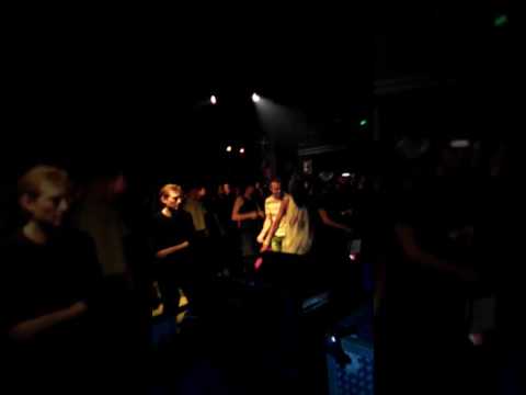 Blood Shanti Pon Vocal - Keety Roots In Session Pon The Mighty  Chalice soundsytem