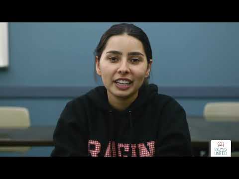 What is Idiomas United? ***English Intro