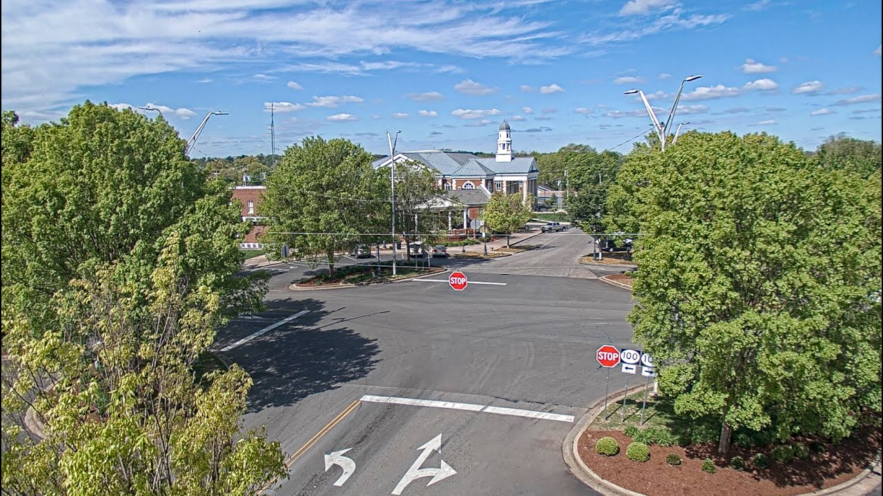 Live webcam view of Scottsville Town Square