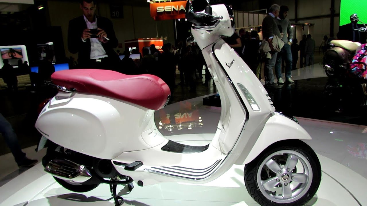 2014 Vespa Primavera 150 4T 3V White Colour Scooter Walkaround - 2013 EICMA Milano Motorcycle Exhibi
