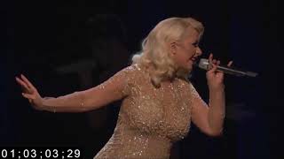 Christina Aguilera - Whitney Houston Hologram Performance (The Voice)