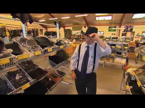 I en anden del af Danmark - Jan prøver hatte