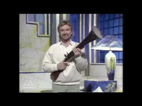 The Late Late Breakfast Show - Noel Shoots The Poor Robins - Saturday 4th January 1986
