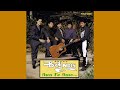 Grupo Bryndis - Como Te Extraño (Audio)