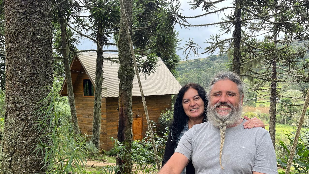 CASAL ABANDONOU A CIDADE GRANDE PARA VIVER NO MATO - MARCELO E ANGELA