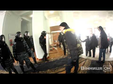 Ukraine: Demonstranten besetzen regionale Verwaltungsgebäude [Video]
