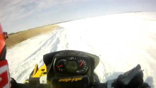 preview picture of video 'USCC Cross Country snowmobile race 2010'