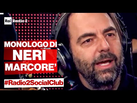 NERI MARCORE' a Radio2 Social Club fa ilmonolodo iniziale di "Tango del calcio di rigore"