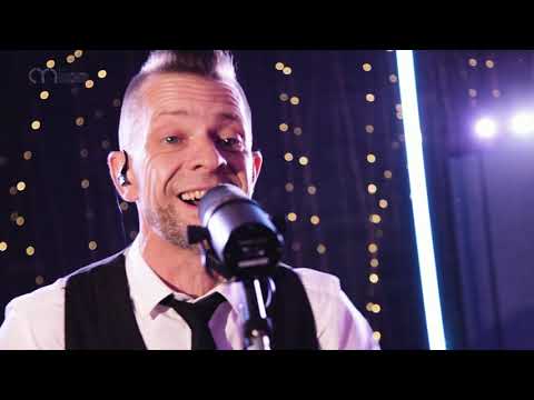 The Dukes performing Parklife live in session - AliveNetwork.com