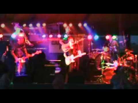 Divided Highway Live