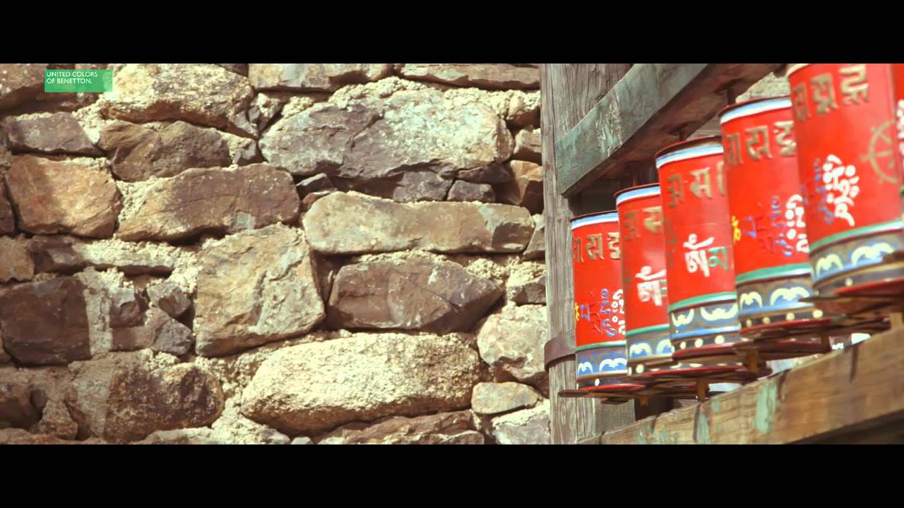 Бүүвэйн Аялгуу - Дуучин Х.Мөнгөнцэцэг /OST "УЛААН ПАЛЬТО" УСК/