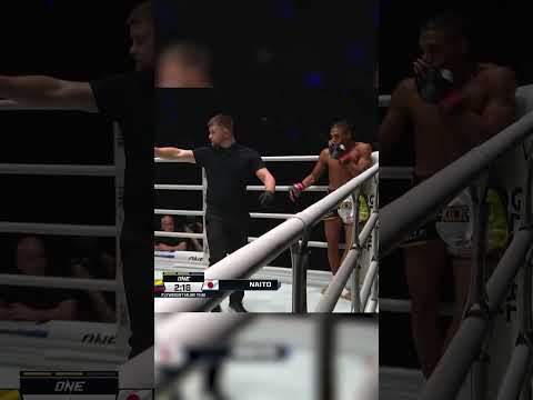 内藤大樹🇯🇵がジョハン・エストゥピニャン🇨🇴から左フックのカウンターでダウンを奪取⚡️💥