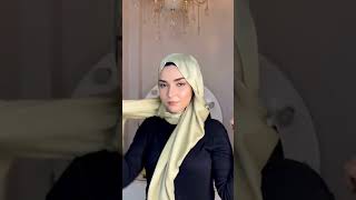 Download lagu Easy Styling Hijab Tutorial | Satin Hijab | #hijab #youtubeshorts #subscribe #smallbusiness #shorts mp3