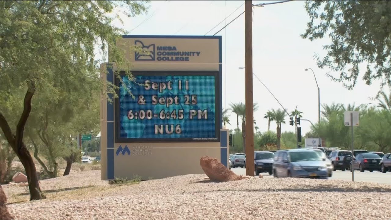 Mesa Community College introducing program without textbooks