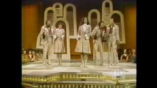 The 5th Dimension Flashback on the Flip Wilson Show 12 20 73