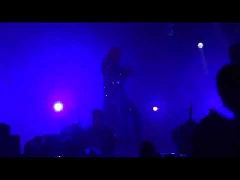 180825 Taehyung's Singularity HD Close Fancam || Seoul World Tour Concert || LY: World Tour 2018