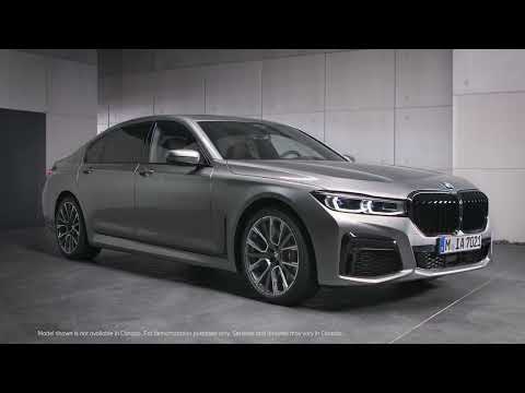 BMW How-To. Choose between the different new eDrive modes.