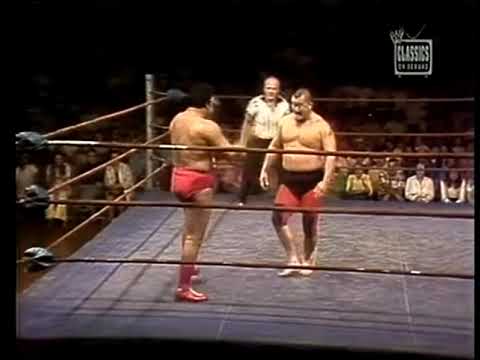 WWWF TV 1972 PEDRO MORALES DEFENDS AGAINST MR FUGI