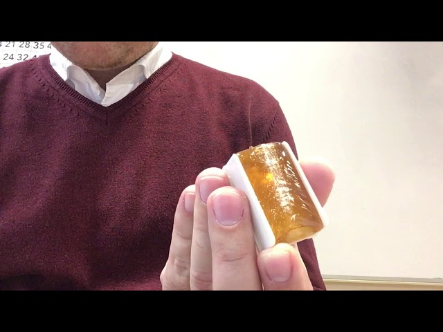 Vídeo relacionado con 2 Piezas Colofonia para Violín y Viola, Resina Violin,Colofonias Natural Resina de Violín, Resina para Arco de Violin,Resina Transparente de Bajo Polvo para Otros Instrumentos de Cuerda (2PCS)
