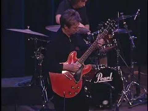 Andy Summers plays Thelonious Monk at the New York Guitar Festival