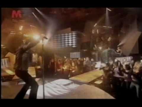 Ricky Martin Livin La Vida Loca featuring Kylie Minogue 0