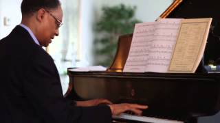 Santa Claus Is Coming To Town