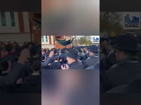 Chanukas Habayis of R' Forst's Shul