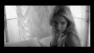 Britney Spears - Heaven On Earth