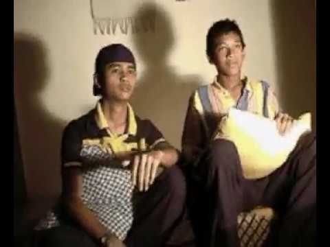 Pretty Ugly - En. Ronald Moore (assignment)