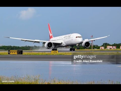 Melbourne to New York (QF3) Qantas Dreamliner