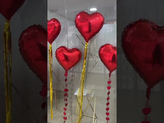 Vídeo relacionado con WTZWYFWJ Kit Romántico de Velas y Pétalos,1000 Pétalos de Rosa Artificiales 50 Velas Corazón Rojo 10 Globos Corazón Rojo Deco,Kit de Decoración San Valentín,para San Valentín/Bodas/Aniversarios
