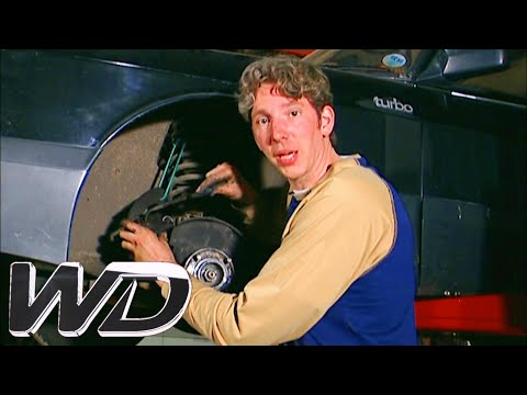 Saab 900 Turbo: How To Replace The Brake Calipers And Electric Windows | Wheeler Dealers