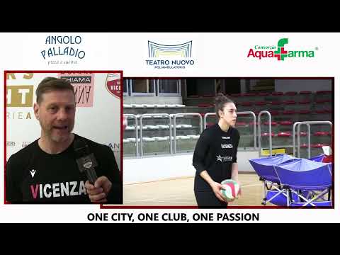 IN CAMPO PER DESI SHIPPING AKADEMIA MESSINA - ANTHEA VICENZA VOLLEY - Le interviste pre gara