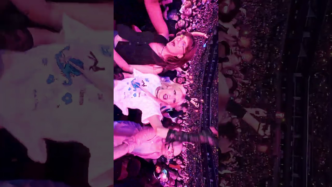 Ado WORLD TOUR 2025 “Hibana” July 19th at Phoenix Arena in Phoenix, AZ #AdoHibana #AdoHibana_Phoenix