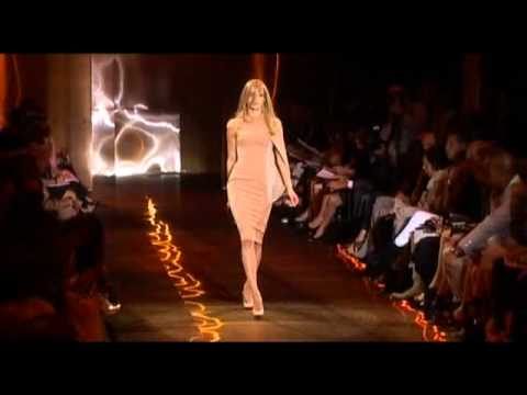 Armani Privé, Haute Couture Fall Winter 2010/2011