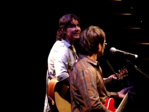 Resposta - Lô Borges e Samuel Rosa