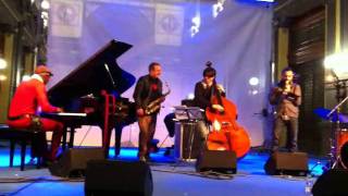 Diego Imparato Doublebass solo w/Omar Sosa& Marco Zurzolo
