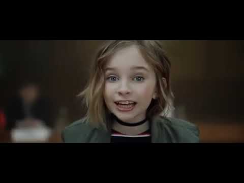 Маленькая девочка очаровала всю комиссию!Таково напутствие матери!