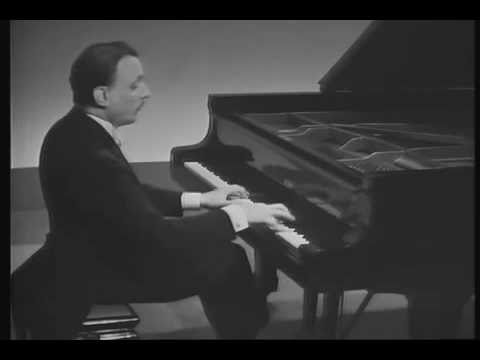 Arturo Benedetti Michelangeli - Chopin: Valse brillante Op. 34, n° 1 in A flat major.