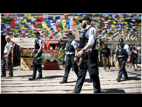 Få timer efter politiaktion: Nu bliver der igen solgt hash i Pusherstreet