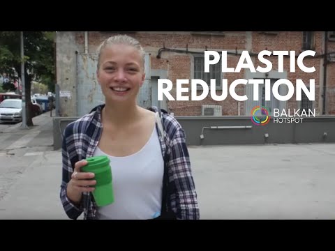 Stuck in Plastic, Free of Plastic