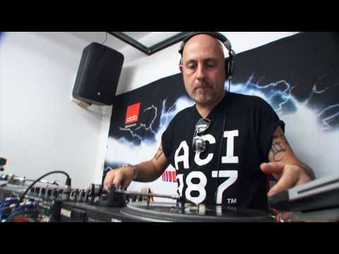Mark Archer Altern 8, DJ Set - Programa Sexta Flash Canal DJ ( Dezembro 2016 )