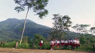 Download lagu Trailer Jendela Kecil eps. Anak Emas mp3