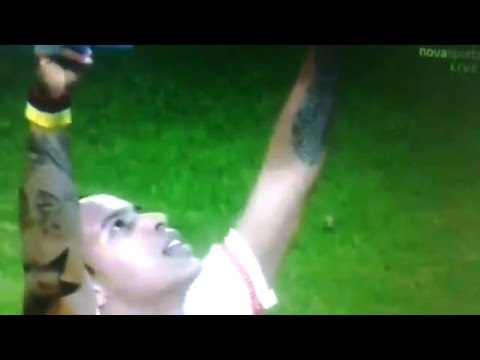 Felipe Pardo marcó en el triunfo del  Olympiacos